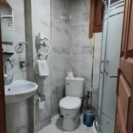 Hotel Belediyesi Iktisadi Ve Eko Turizm Tesisi *